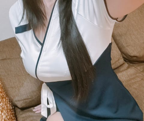 えりかさんだよ！
2/13は、ちょっと長めの10:00〜22:00まで！

今日は13日の金曜日！
あの映画を観なくちゃ
