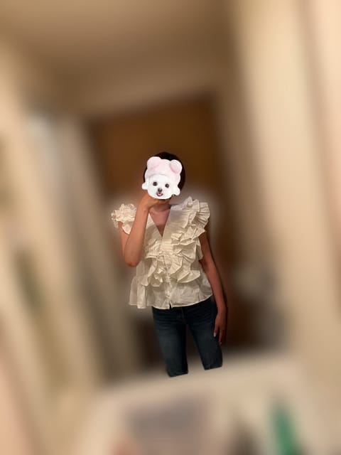 今日もありがとう😻💗
土曜日まだ空いてますん🈳💗

威嚇した時の鳥のようなブラウス𓅫⸒⸒
