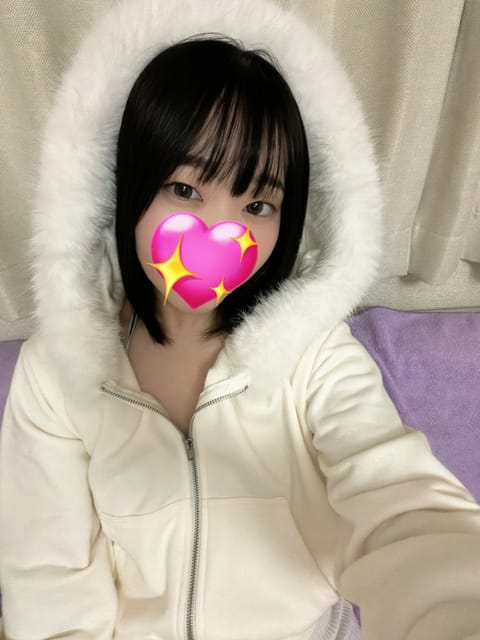 22:00~6:00 吉祥寺います🌙*ﾟ
雨で低気圧でドヨンって感じだけど
会いに来てね~( ᴖ ·̫ ᴖ )