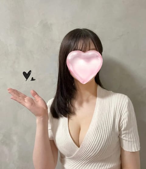 こんにちは、花宮こはるです⸜🌷︎⸝‍

待ちに待った夏休みシーズン、
いかがお過ごしですか？🌻

お仕事やお出かけの疲れ