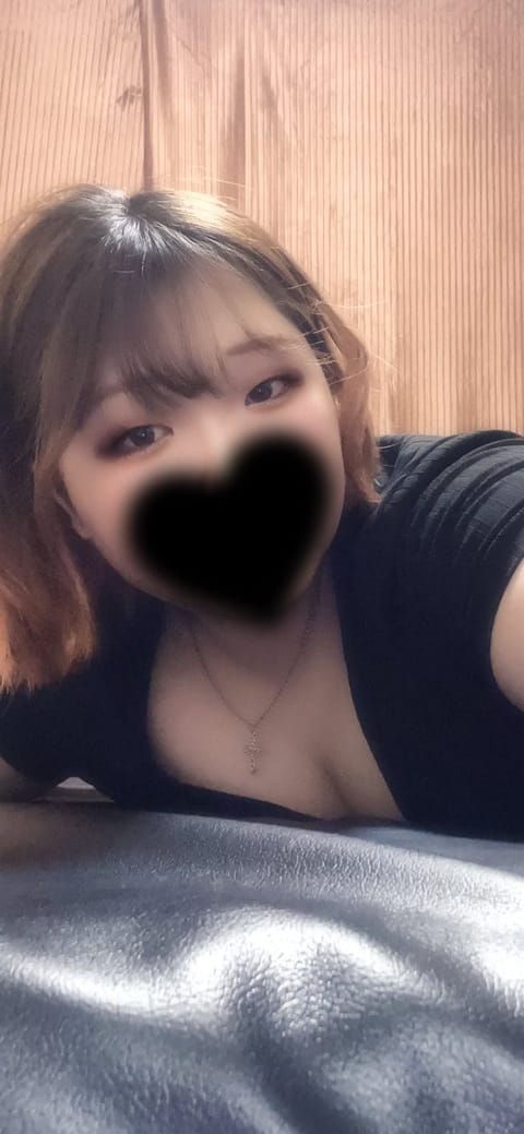 ましろ退勤しました〜☁️ ✡︎⋆꙳ 
明日も21時から出勤してます🍀*゜
素敵なお兄様方に会えるの楽しみにしてます🥰沢山