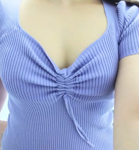 明日、出勤します😊
🩵21:00〜5:00　西武新宿Aルーム

お疲れの方も体を癒しませんか❤️
お待ちしています🎵