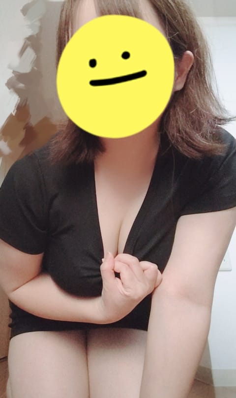 こんばんは！まはるです〜！
暑い💦そんな時は涼みに、そして癒やされに来ませんか？🎐

本日15日22時〜ラスト✨
明日1