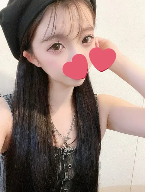 お久しぶりの投稿です☝️🩷

明日から3日間
横浜関内にあるLYNX~リンクスさんに
出勤します🕊️🫧

📍LYNX~リ