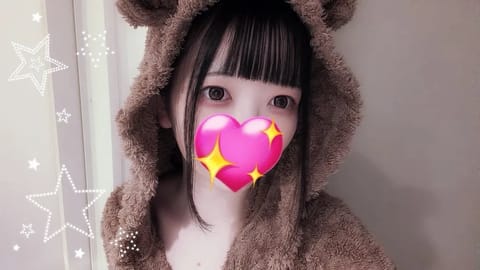 明日はオアシス 津田沼るーむに出勤します🐈💨

お時間短めですが会いにきてくれたらとっても嬉しいです😭✨

🎀　@oas