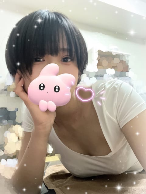 本日、一花出勤です🌸
ショートカット姿、見に来てほしいな🥹♡