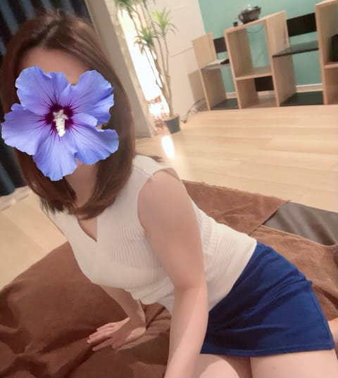 今日は雨で寒いですね〜( ; _ ; )/~~~☔️
お家ストーブ出しちゃった🥰😮‍💨

お部屋もヒートマット出して寒さ