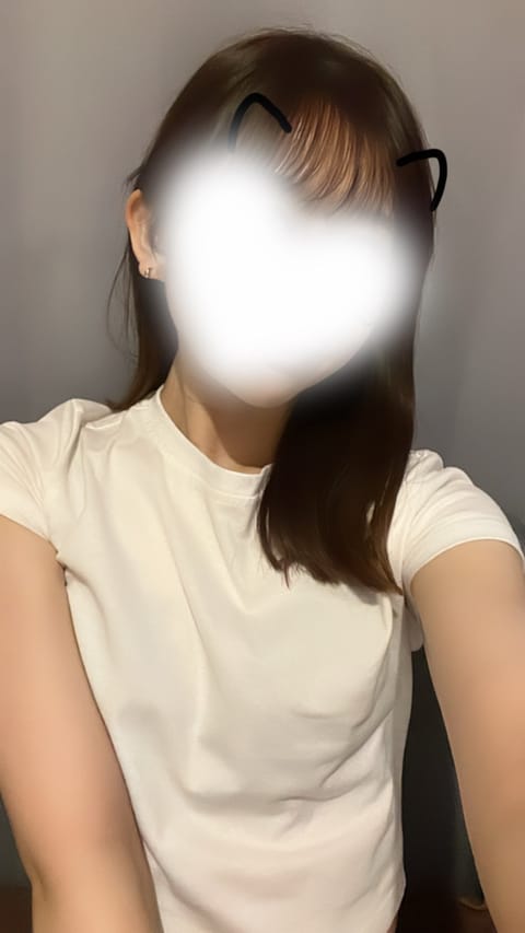 おはようございます🚶‍♀️みくりです

1/14 10:00〜18:00 赤坂出勤です♡

日曜日めっったにいないのでこ