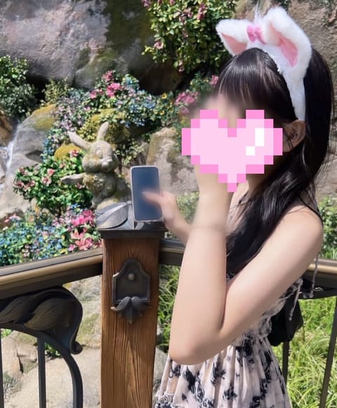 アロマヴィッカ🎀
空き情報
２４日🈳11時〜13時30 

２５日🈳15時〜16時10

24.２５日事前ご予約いただい