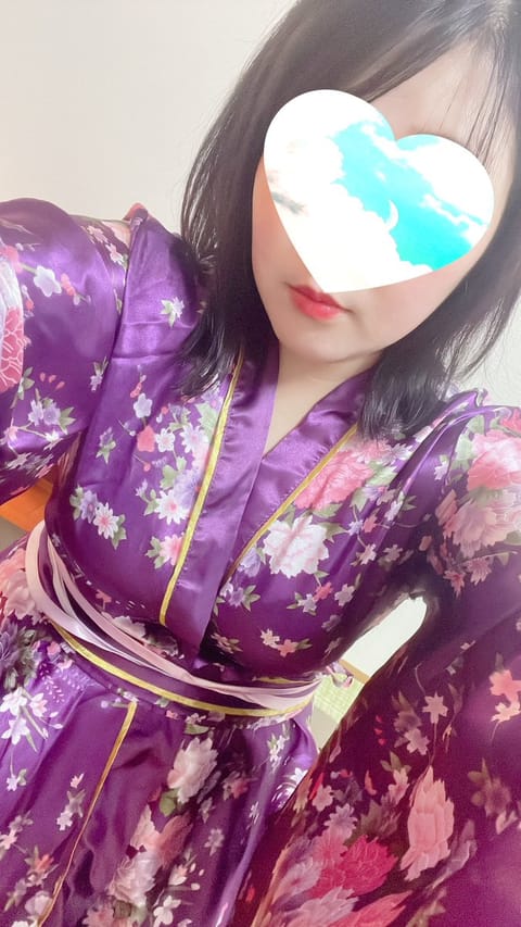 おはよう✨

本日12時-19時まで出勤しております💕
お問い合わせ待ってますね✨