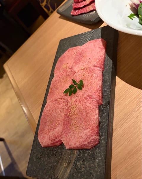 お友達と行った渋谷の焼肉屋さん美味しすぎた！！
新規開拓大成功✌️