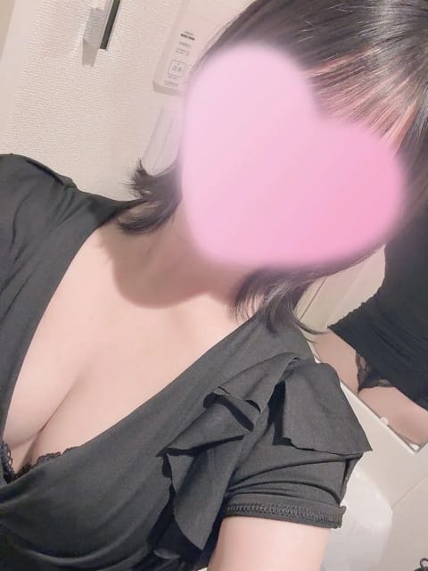 出勤です⚐˒˒
最近とっってもメンエスはじめましてさんが多くてこの機会にハマってもらえたら嬉しいなの気持ち₍ᐢ‥ᐢ₎ ♡