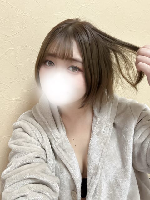 本日もこの後20:00~います！
楽しいお話や身体がスッキリするマッサージします✨