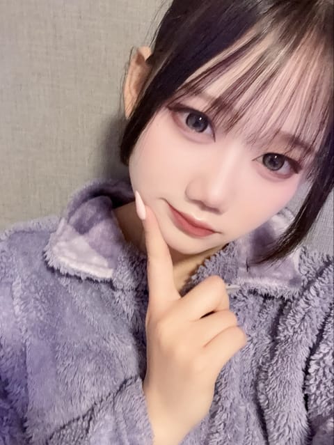 本日も21:00〜出勤してます！！
すぐご案内できるのでお待ちしてますね〜🫧💆‍♂️
夜更かしなお兄さんいたらぜひ🤭💞