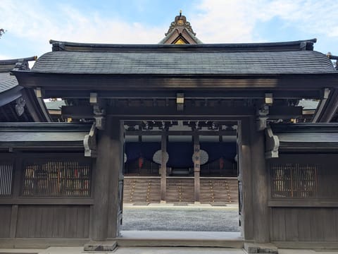 伊勢志摩🦐初詣旅3日目
伊勢神宮　内宮篇〜其の一〜
外宮とはまた違って神聖な感じ〜
五十鈴川の水も澄んでいてキレイ✨
#