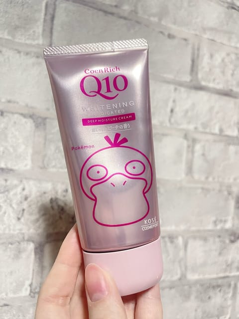 最近の必需品たち✨

・R-1 or ヤクルト
・ミンティア苺味🍓
・ハンドクリーム

です♪コダック可愛かったので購入