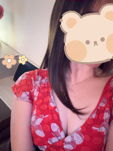 天気めちゃいいね✨お散歩日和☀️
最高すぎるー！！！！お花見したい🌸