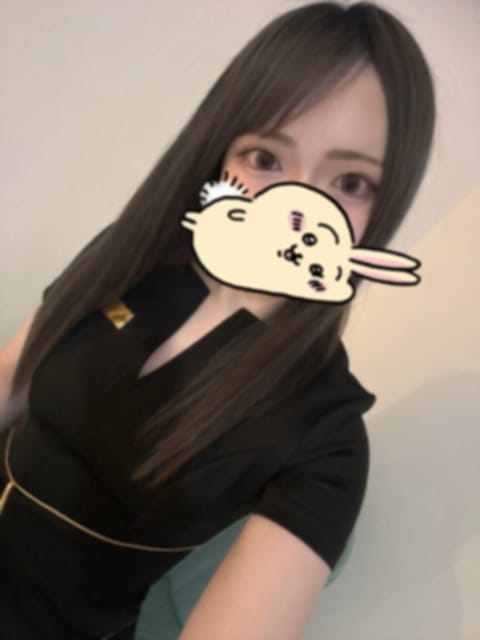 今日お仕事の人もお疲れ様😶🫧
まゆも今帰ってきたよーん🎶

今日22時〜4時まで府中にいます☺️💕
是非、お約束お待ちし