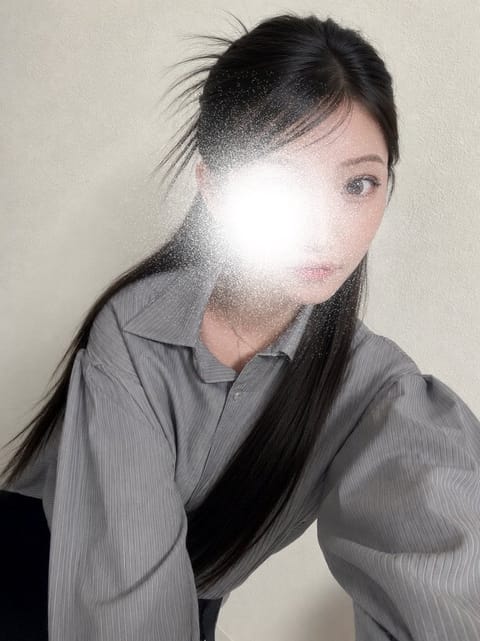 もう8月もあと1週間ですね😌☀️

今週の出勤は
8/25(火) 21:30-26:30【京都】
8/27(木) 21: