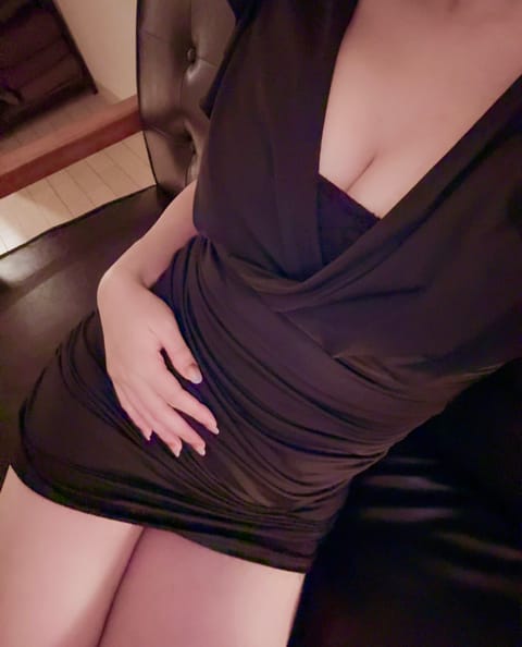 お疲れ様です😌
今日もお客様とスタッフさんのおかげで
充実した1日を過ごせました🥹
本当にいつもありがとうございます。
