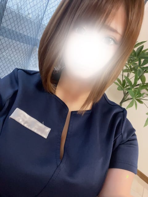 出勤してます^ᴗ  ᴗ^💕

前のお店からのお客様がまだ会いに来て
くれてるの今更ながら超感動してる😭！

何年経っても