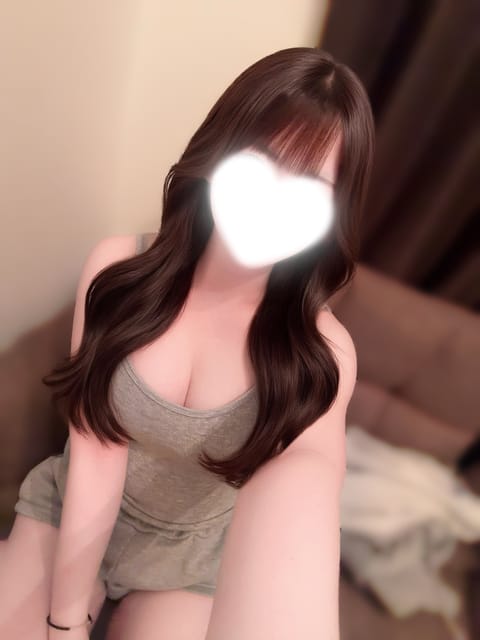 おはようございます☀️
本日も23時までいます.ᐟ.ᐟ

今日は念願のもっちゅりん食べれてご機嫌さんなのです꒰ᐡ˶ᐡ ˙