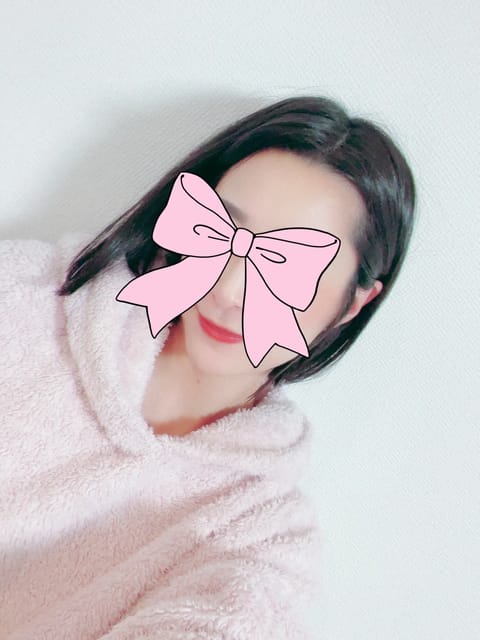 ‎おはようございます☀

‎本日出勤です✨🌼꒰՞ ܸ. .ܸ՞꒱

‎🌟9/12（土）13-21時

‎季節の変わり目な