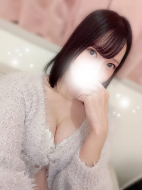 明日 18日 20:00〜05:00 まで秋葉原出勤です🌷✨
連休前に一緒に過ごそっ