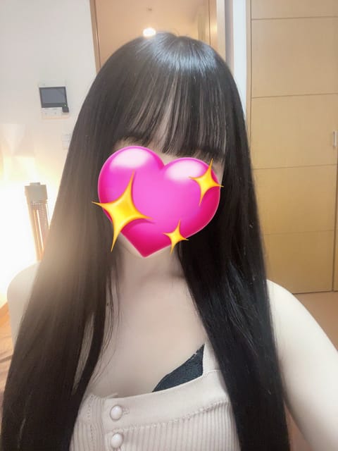 五反田ルーム出勤してます♡
天気悪いけど会いにてくれたら嬉しいです🥺ෆ˚*