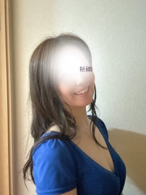 今日はあんまり寝れてません！笑
夜更かししたけど8時前に起きて、そのまま宅急便受け取ったら眠気はどこかへ😳

朝からお風