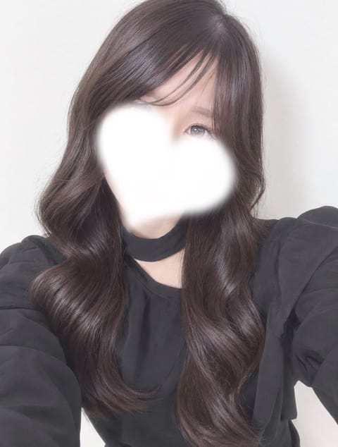 出勤追加しました。
10/7 11時から17時半です🫧
9/30は残り1枠なのでお問い合わせもらえると嬉しいです🥺
