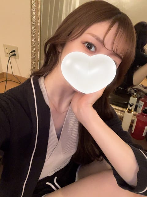 出勤しました💭

今日もとっても寒いですね❄️

〜29時です💞

ご予約お問い合わせお待ちしてます💌