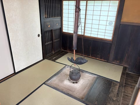 本日本指dayでした🙏✨

夜遅くまでコップンカ〜

〜囲炉裏を添えて〜