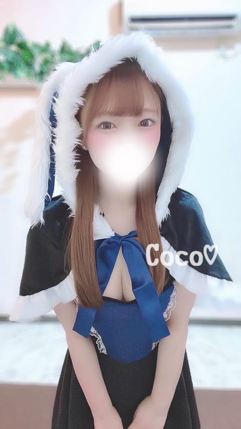 雪積もってた❄️

綺麗だな〜って窓から眺めて満足🤍
寒くて外に出るのは無理でした( ; ; )

外出してる方は足元に