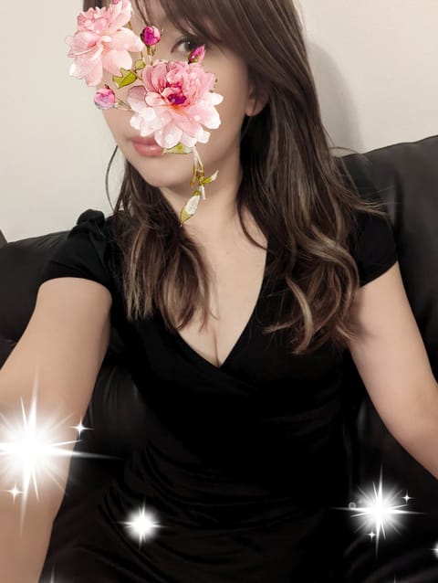 今日はたくさんのお客様にお会いできて、とても楽しく充実にした1日になりました🥰
本指名T様💕初めましてご指名M様💕A様💕
