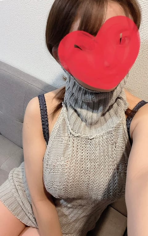 おはようございます☀️

出勤しました🩷

今日も宜しくお願いします🙇‍♀️

オイルでヌルヌルにしちゃお(´・ω・｀)