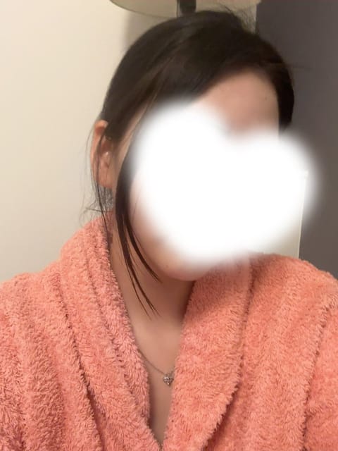 体調不良のためお休みさせていただいてます🙇🏻‍♀️ご予約たくさんしてくださってありがとうございます😊🫶🏻