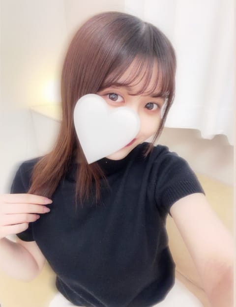 おはようございます☀️
今日も15時〜22時出勤してます( ¨̮ )
昨日は節分でしたね👹皆さん恵方巻き食べましたか？？