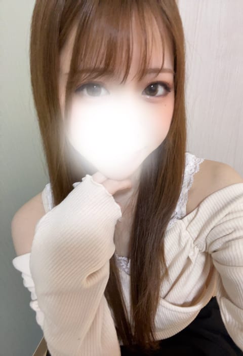 20時までいるよ(*ˊᵕˋ*)⸜🌷︎⸝‍
ご予約お待ちしております♡

昨日来てくれた新規様から差し入れ🫶
甘いの食べた