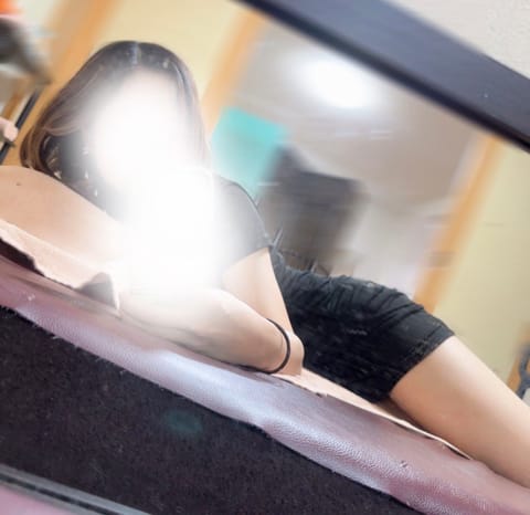 ひまりでーす🔆
19:00〜出勤です！
本日も事前予約で🈵ありがとうございます！
本指名様、ご新規様気をつけて来てね🫶

