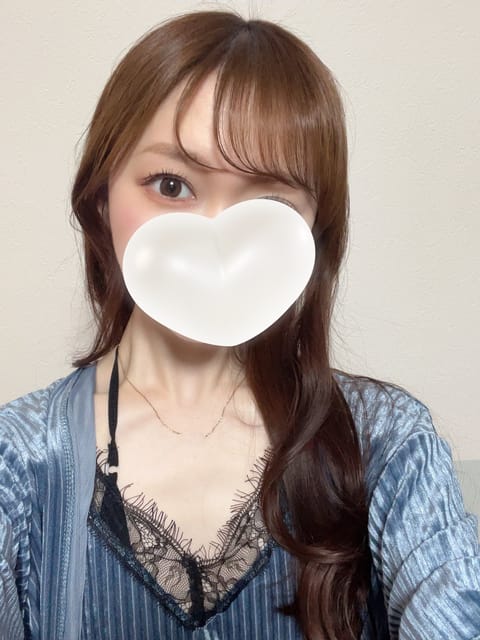 出勤しました💭

5時までルームいるので一緒に金夜に夜更かししましょ〜🥰

ご予約お待ちしてます💌
@AROMAntic