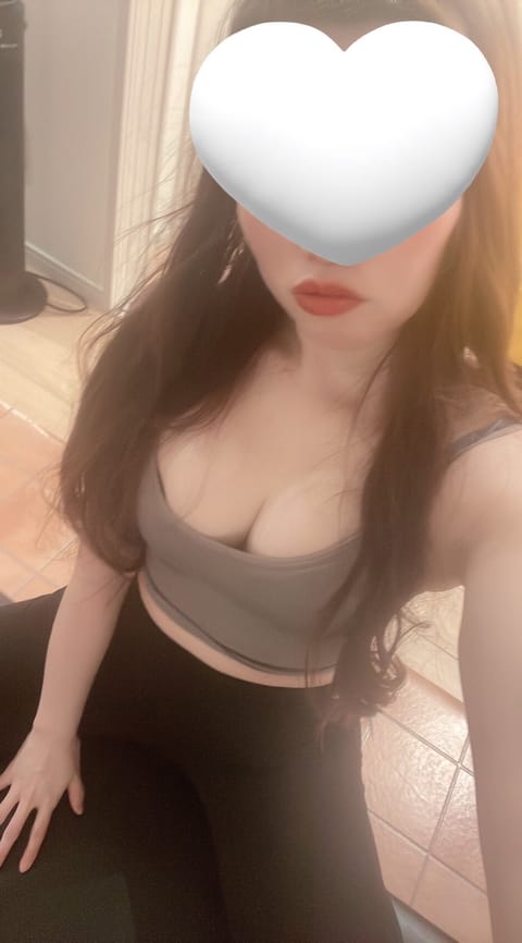 暑いねーι(´Д｀υ)
最短15時半〜まだ🈳あります
涼みにきてください🎐🎐