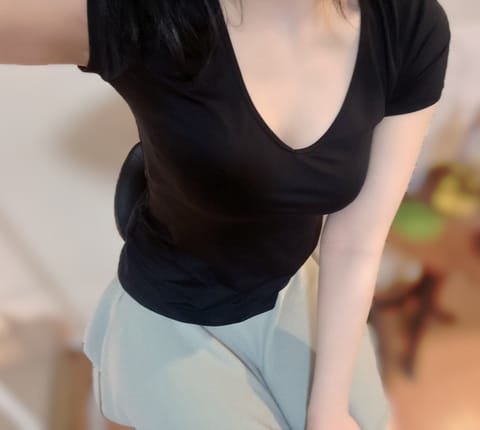今日から3日間出勤してます！
また少し春が遠のいちゃいましたが…💦
寄り道お待ちしてます🐕