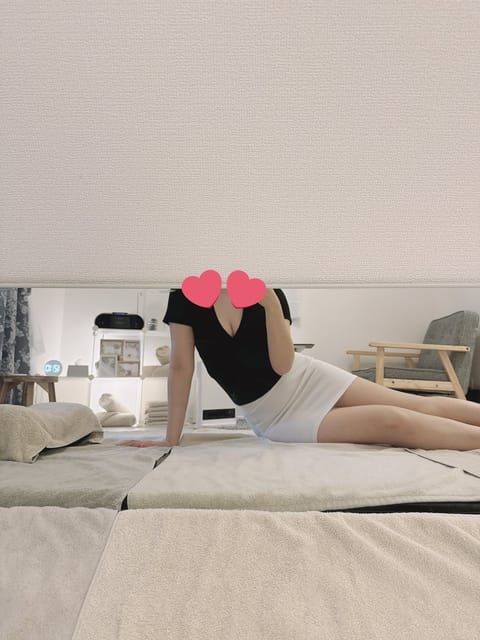 本日12時から19時で出勤します☀️🌈
