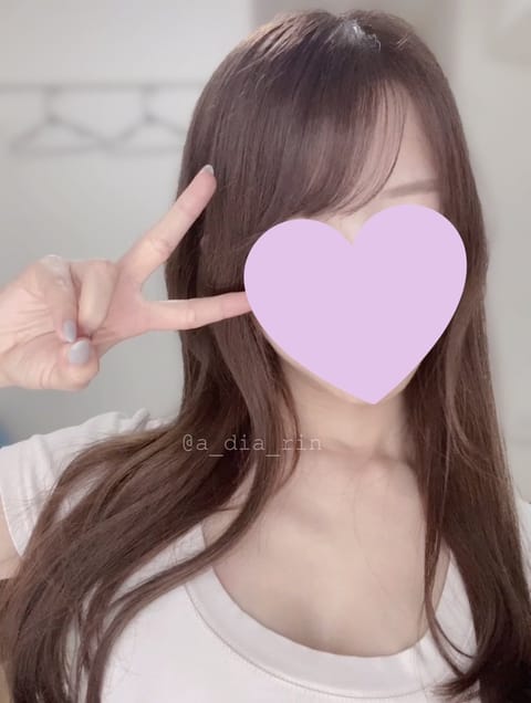 おはりん🐈
雨の音、お仕事集中できる☺️
がんばろーっ🎶