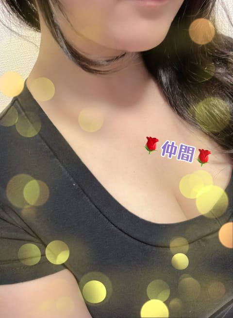 こんばんは、仲間です🌹

お部屋入りました✨

いよいよ梅雨入りですね…☔️

私は徒歩移動が好きなので雨だとちょっとだ