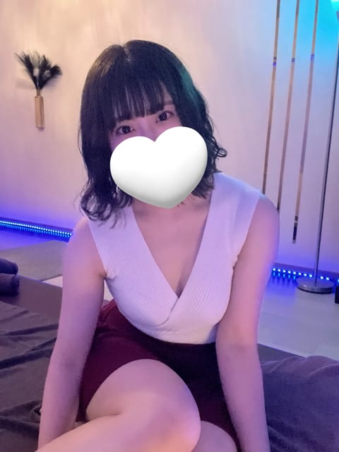 今週は、明日14日21時から3時までお部屋にいます〜！
トロけるマッサージをさせて頂きます🐝

昨日はリピーター様にもら