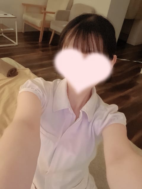 明日13時〜です💐
天気悪い日ですが是非お待ちしてます❤