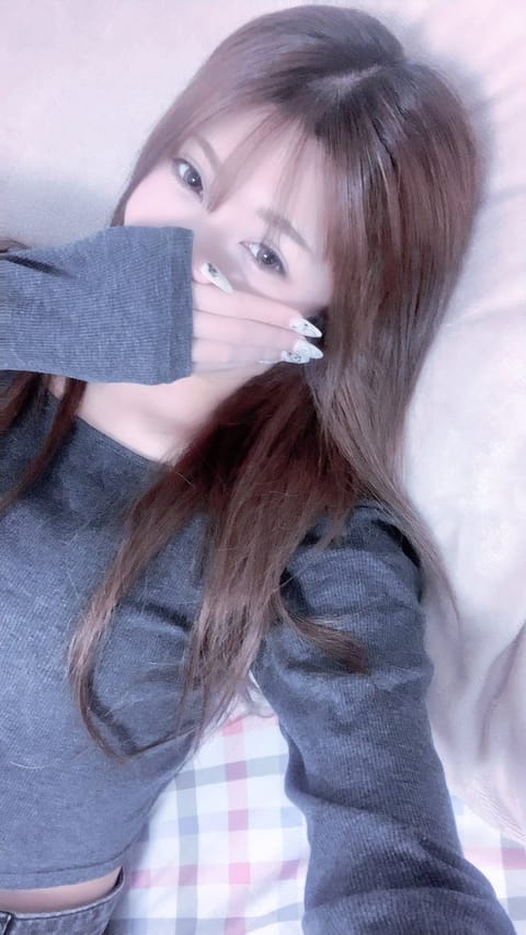 今日Xのツイートを見て来てくれたお兄様ありがとうございました🫶
大量差し入れのスイーツやお菓子もたまたま好きな物ばっかり