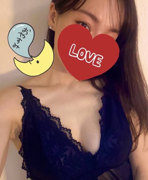 こんばんは⭐️
凍結が怖くて写真迷う💦

来週もよろしくお願いします😌
再来週はあまり出勤できず💦

早めに予約して頂け